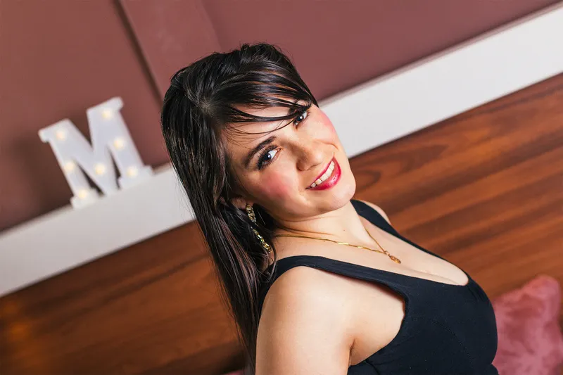 Live sex webcam photo for MiaPastori #6042659