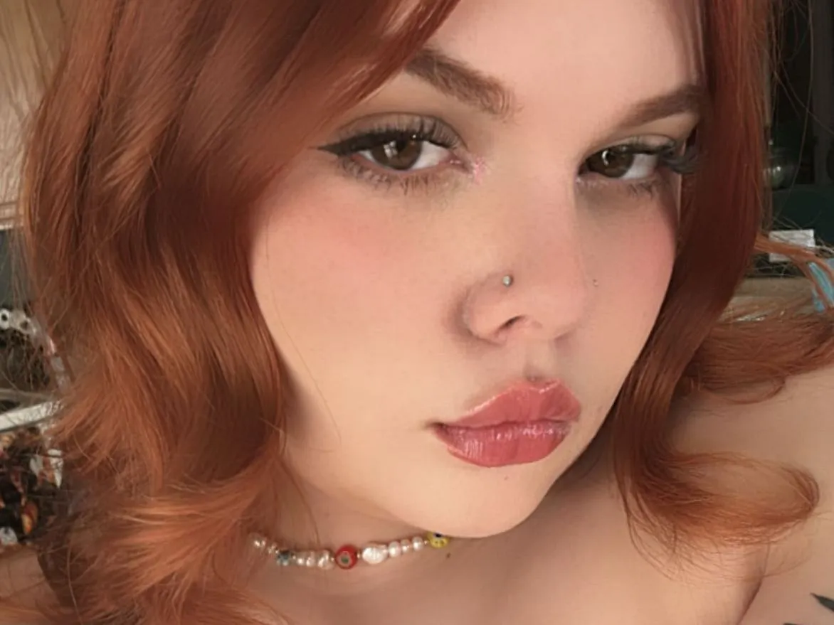 Live sex webcam photo for AuroratheeAngel #4159684