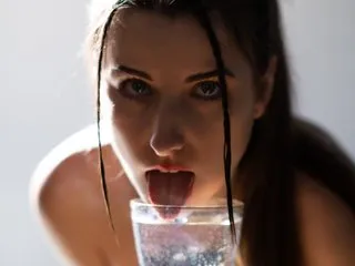 Live sex webcam photo for TooSweetGirl #8103178