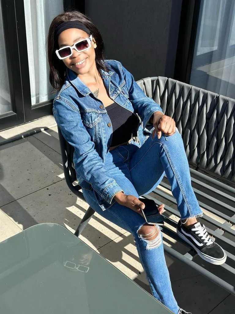 Live sex webcam photo for HornyBigPussylips #7205231