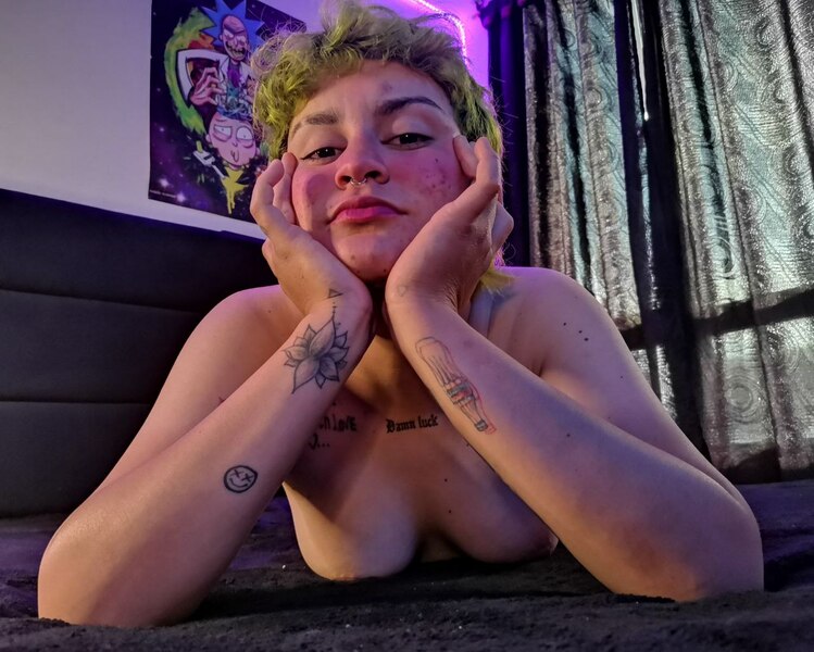 Live sex webcam photo for Leep18 #4131113