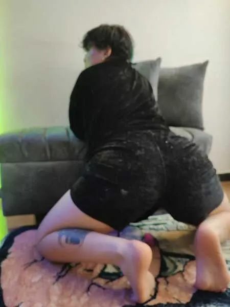 Live sex webcam photo for Leep18 #5667064