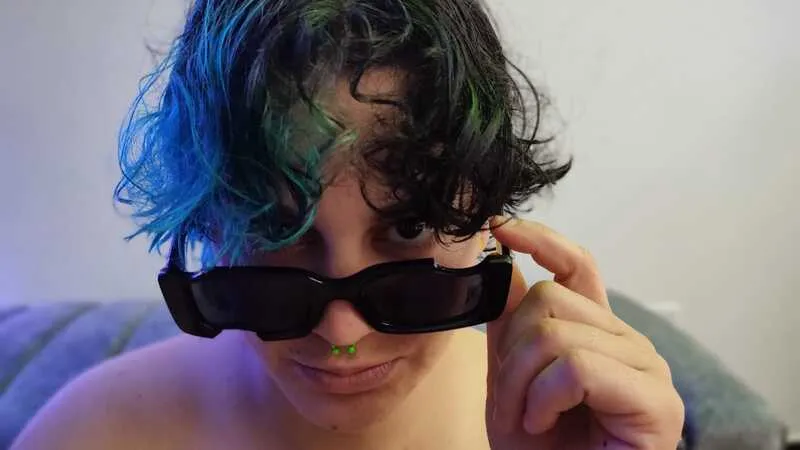 Live sex webcam photo for Leep18 #5667024