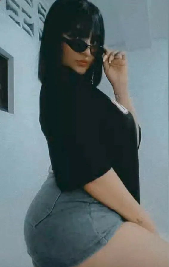 Live sex webcam photo for Laurenpeace23 #7326590