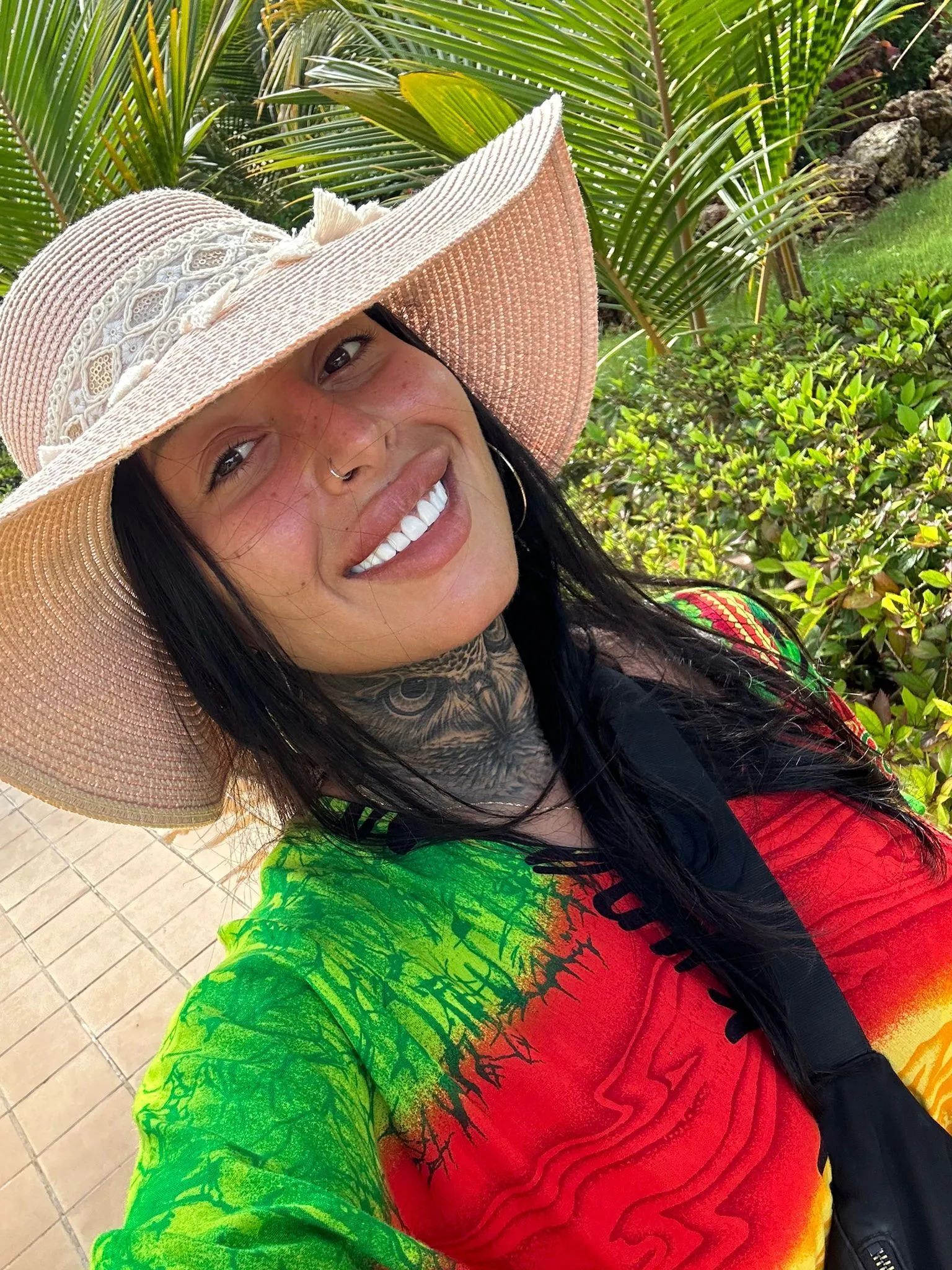 Live sex webcam photo for AARISS #7827435