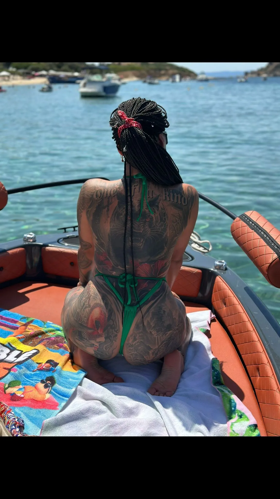 Live sex webcam photo for AARISS #7827467