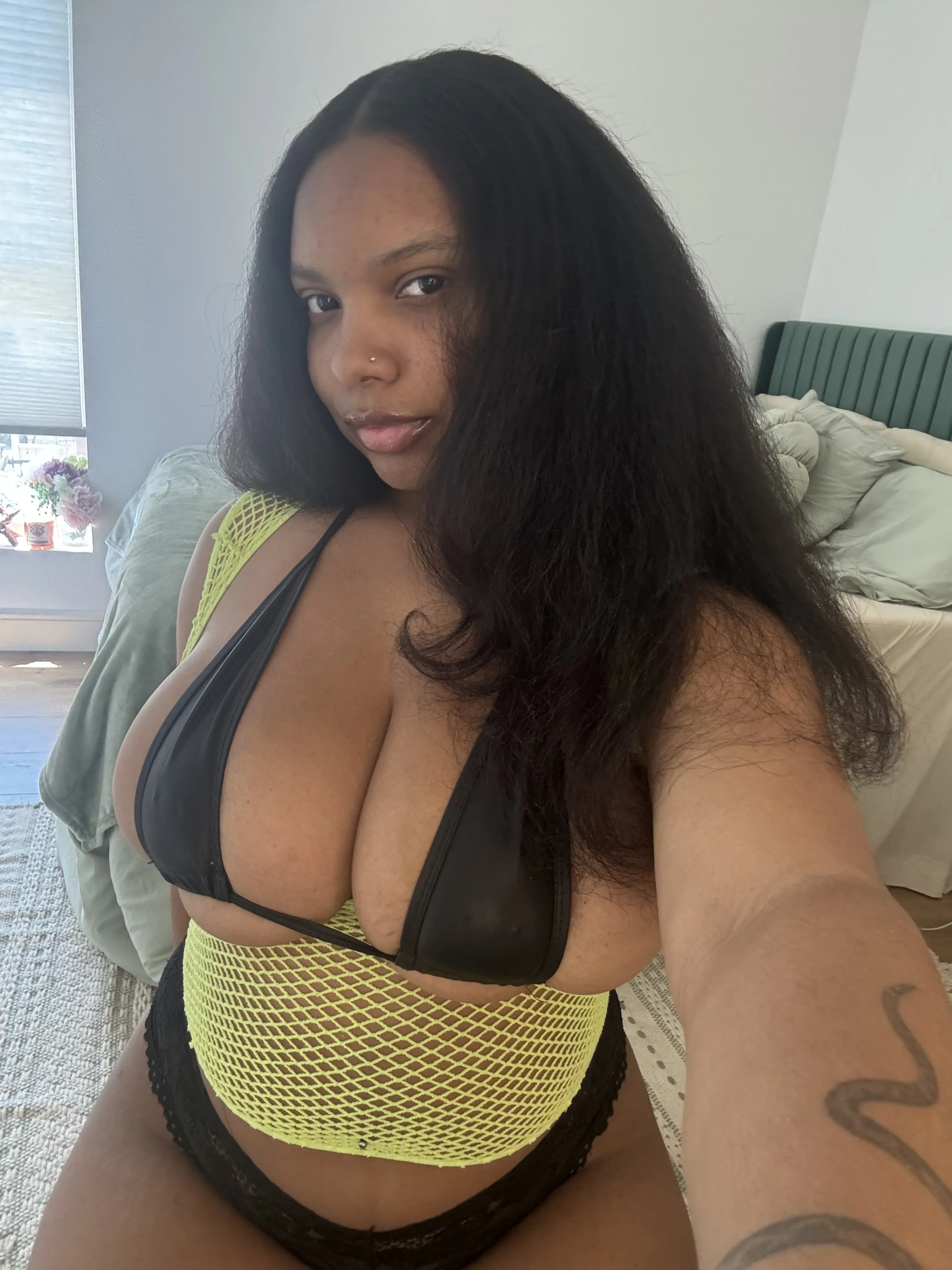 Live sex webcam photo for GoddessReina #7965105