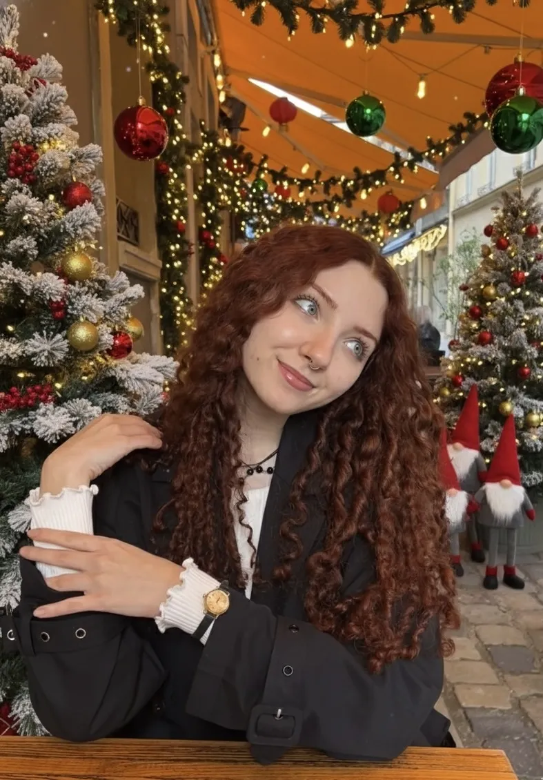 Live sex webcam photo for CurlyRina #8072849