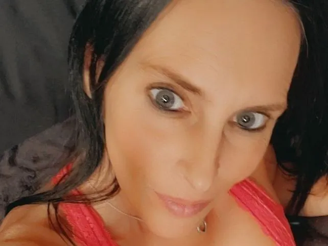 Live sex webcam photo for JuicyAssTammy #4171021