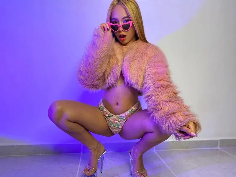 Live sex webcam photo for AnaMayers #6066171