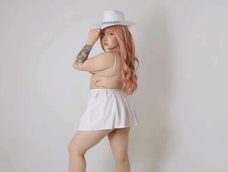 Live sex webcam photo for TracieLowe #7025183