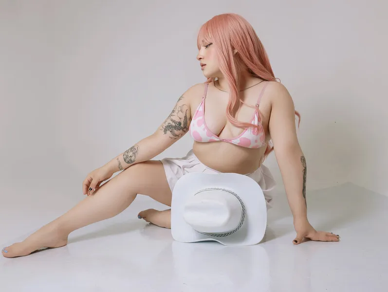 Live sex webcam photo for TracieLowe #7025185