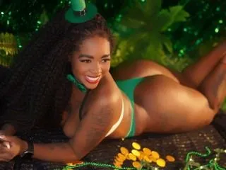 Live sex webcam photo for VenusMillan #5992355
