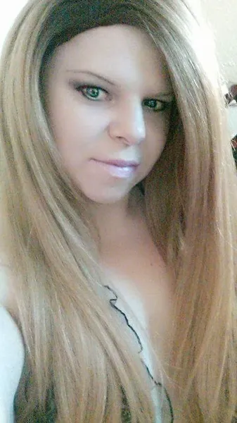Live sex webcam photo for SheilaSnow #4198737