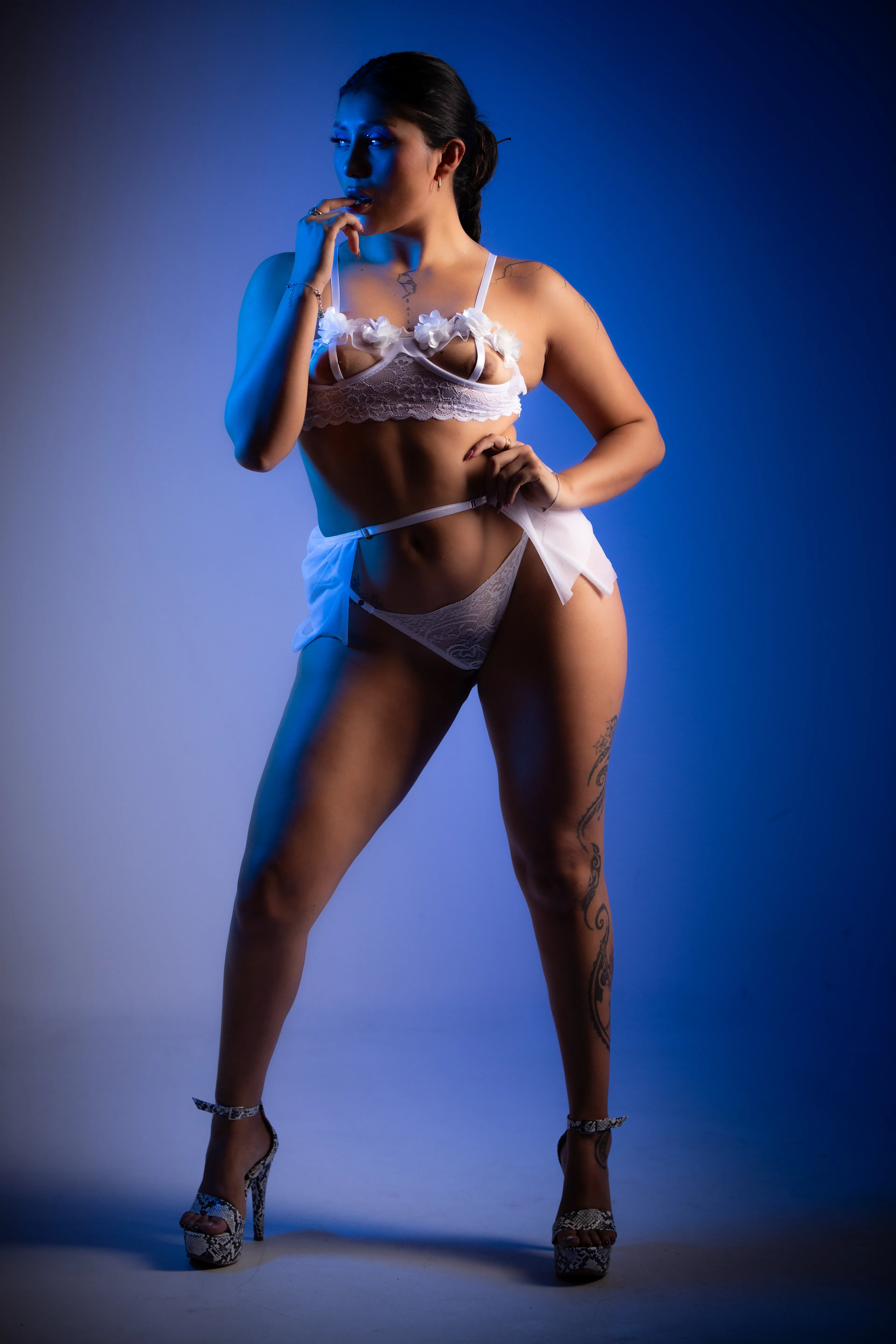 Live sex webcam photo for EleanorDafft #7800304