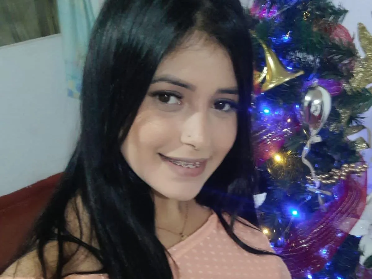 Live sex webcam photo for Eimyyrouse #4153483