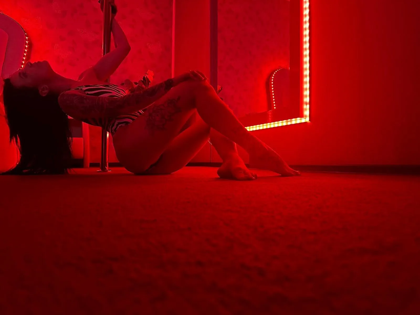 Live sex webcam photo for GlamXKate #7169858