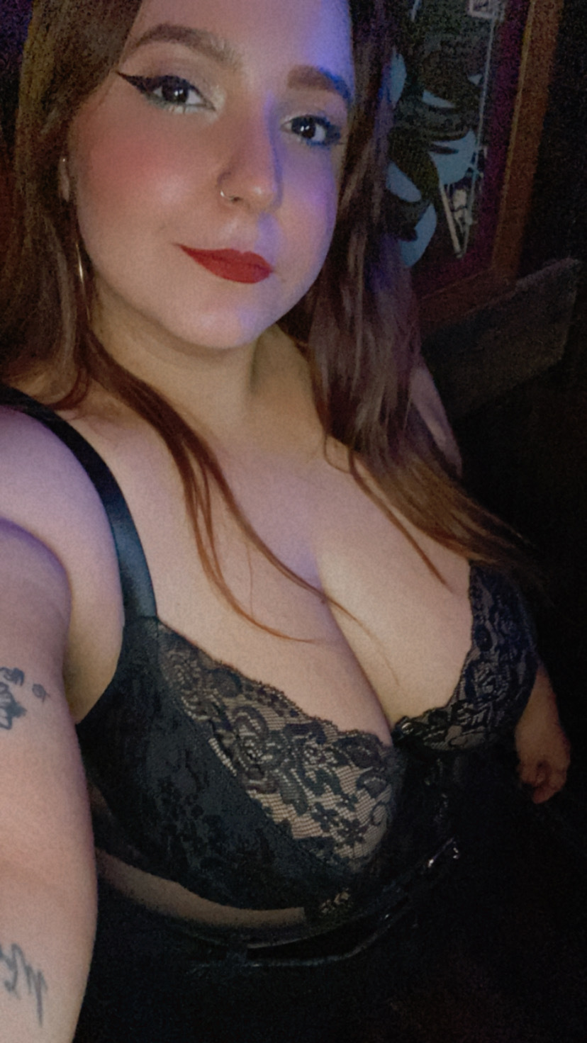 Live sex webcam photo for AmbarRoberts #7871357