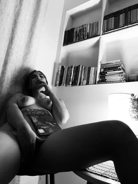 Live sex webcam photo for AprilVegga #4185804