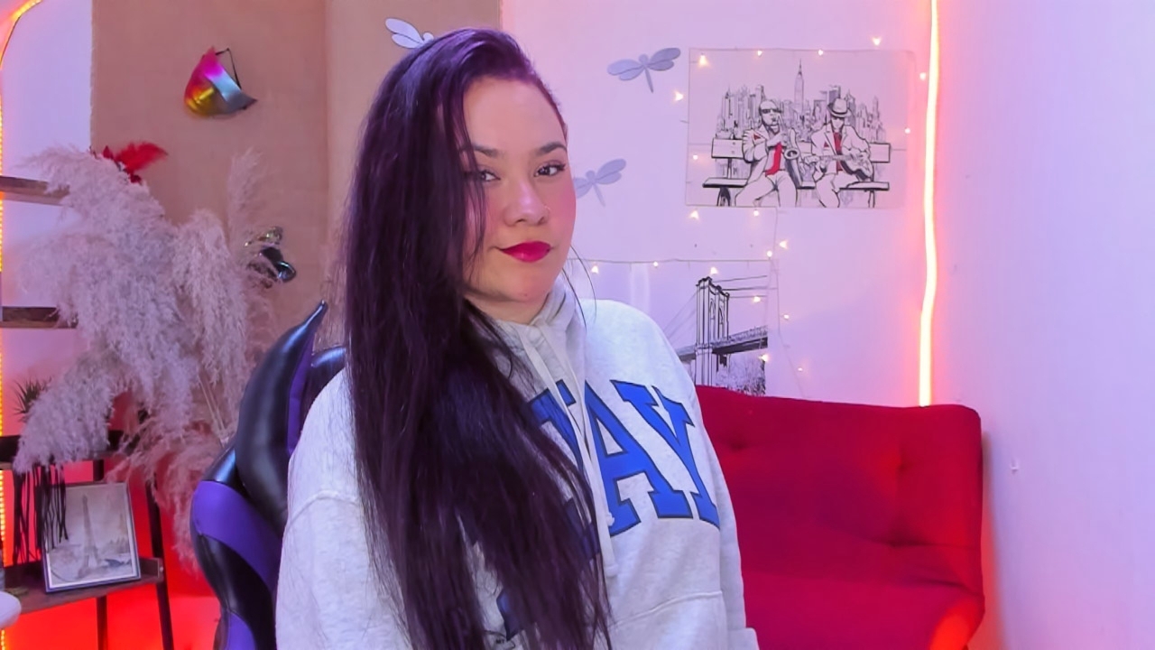 Live sex webcam photo for LillyRous #7921538