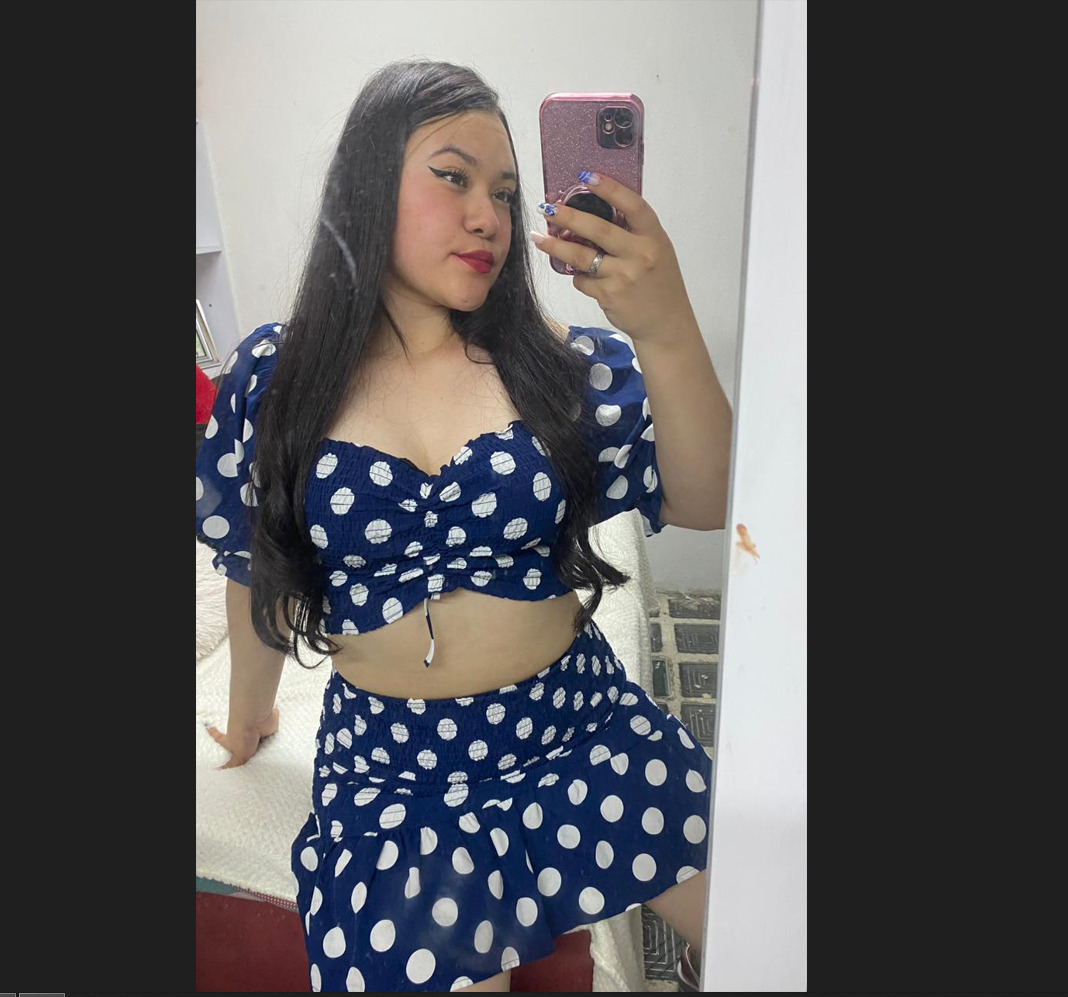 Live sex webcam photo for LillyRous #7921482