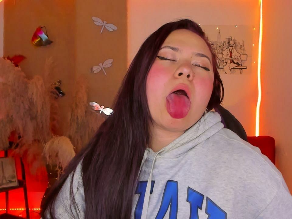 Live sex webcam photo for LillyRous #7921551