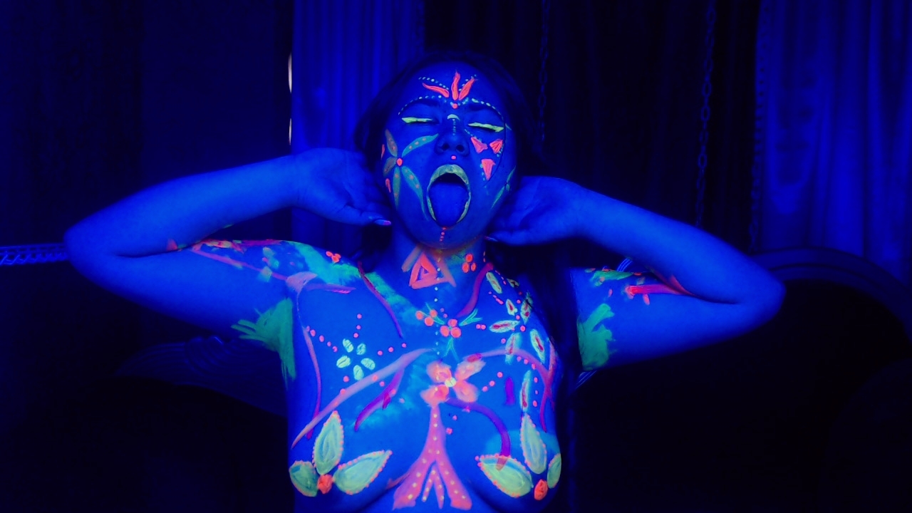 Live sex webcam photo for LillyRous #7921532