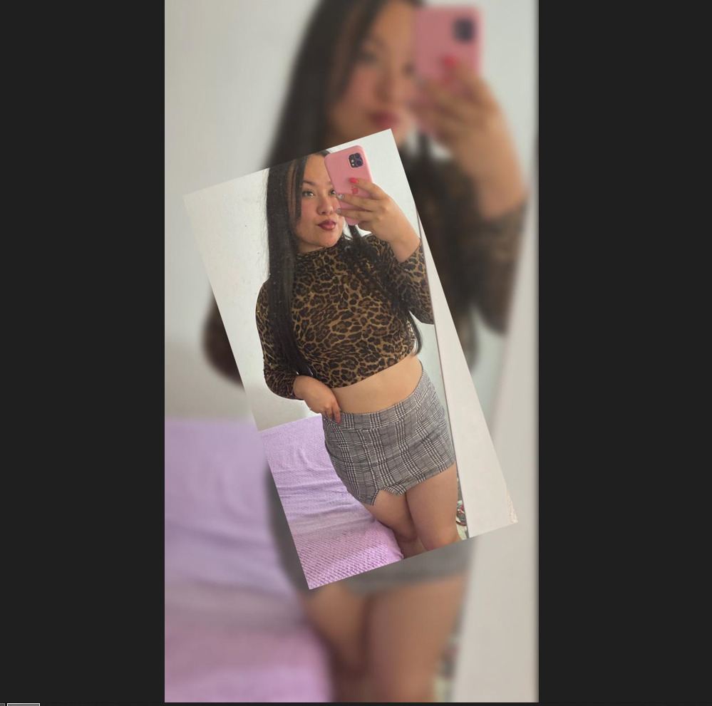 Live sex webcam photo for LillyRous #7921477