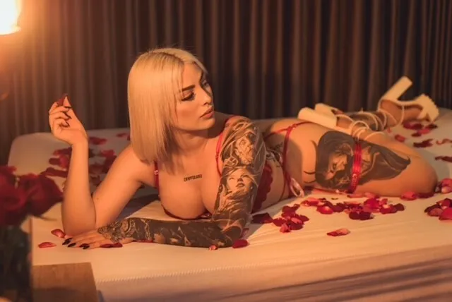 Live sex webcam photo for EvaJagger #4156625