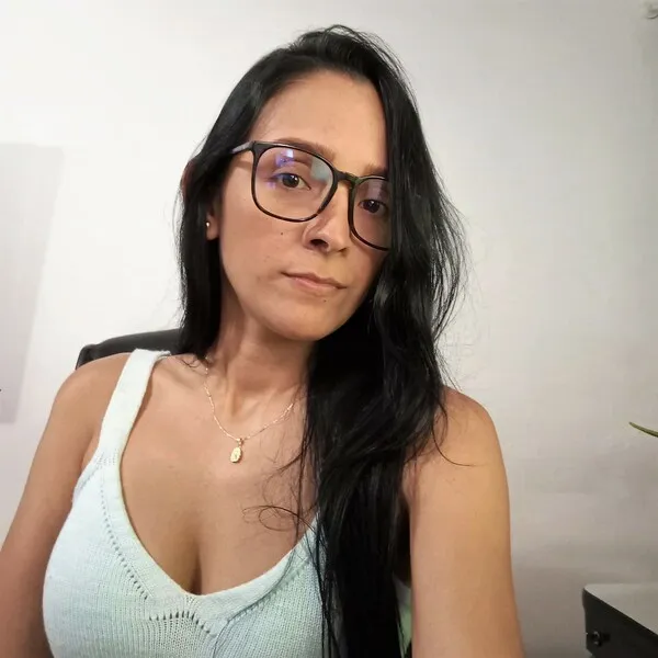 Live sex webcam photo for AriiagnaGrande18 #5333798