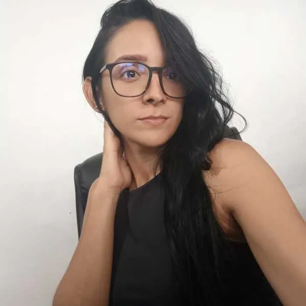 Live sex webcam photo for AriiagnaGrande18 #5331365