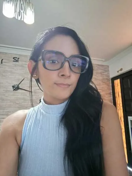 Live sex webcam photo for AriiagnaGrande18 #5321153
