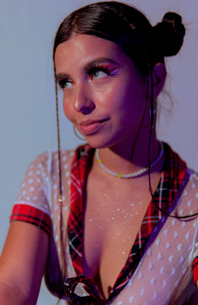 Live sex webcam photo for LOLAABLOOM #4208618