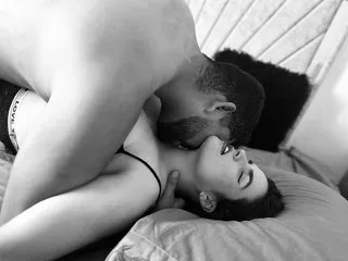 Live sex webcam photo for NAYIBELL #7048456