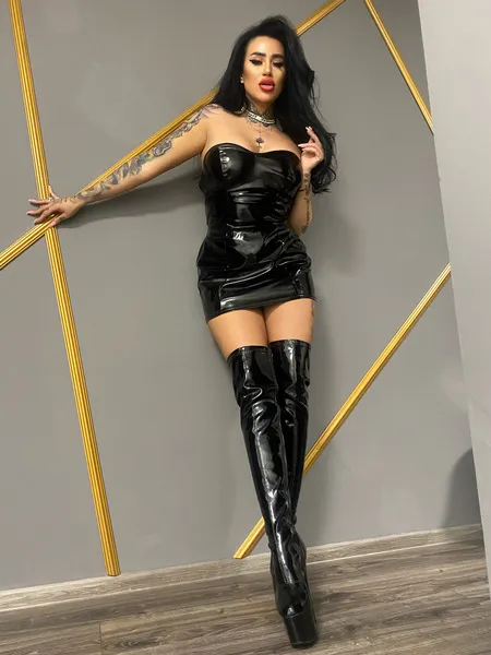 Live sex webcam photo for RubyRomanov #5285980