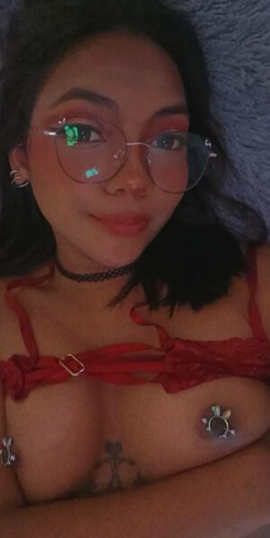 Live sex webcam photo for MoniekBrotons #4167723