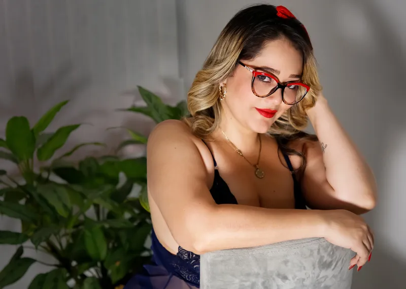Live sex webcam photo for SalomeFalcon #5496506