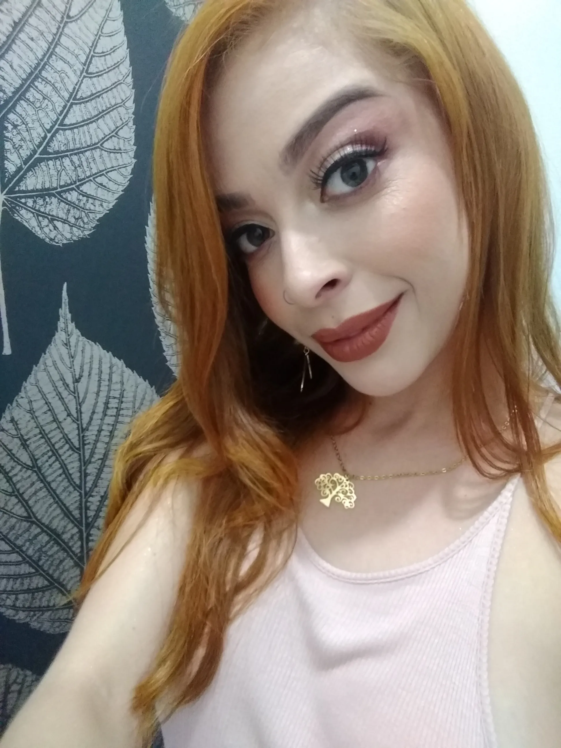 Live sex webcam photo for ChloeMackenziee #7913191