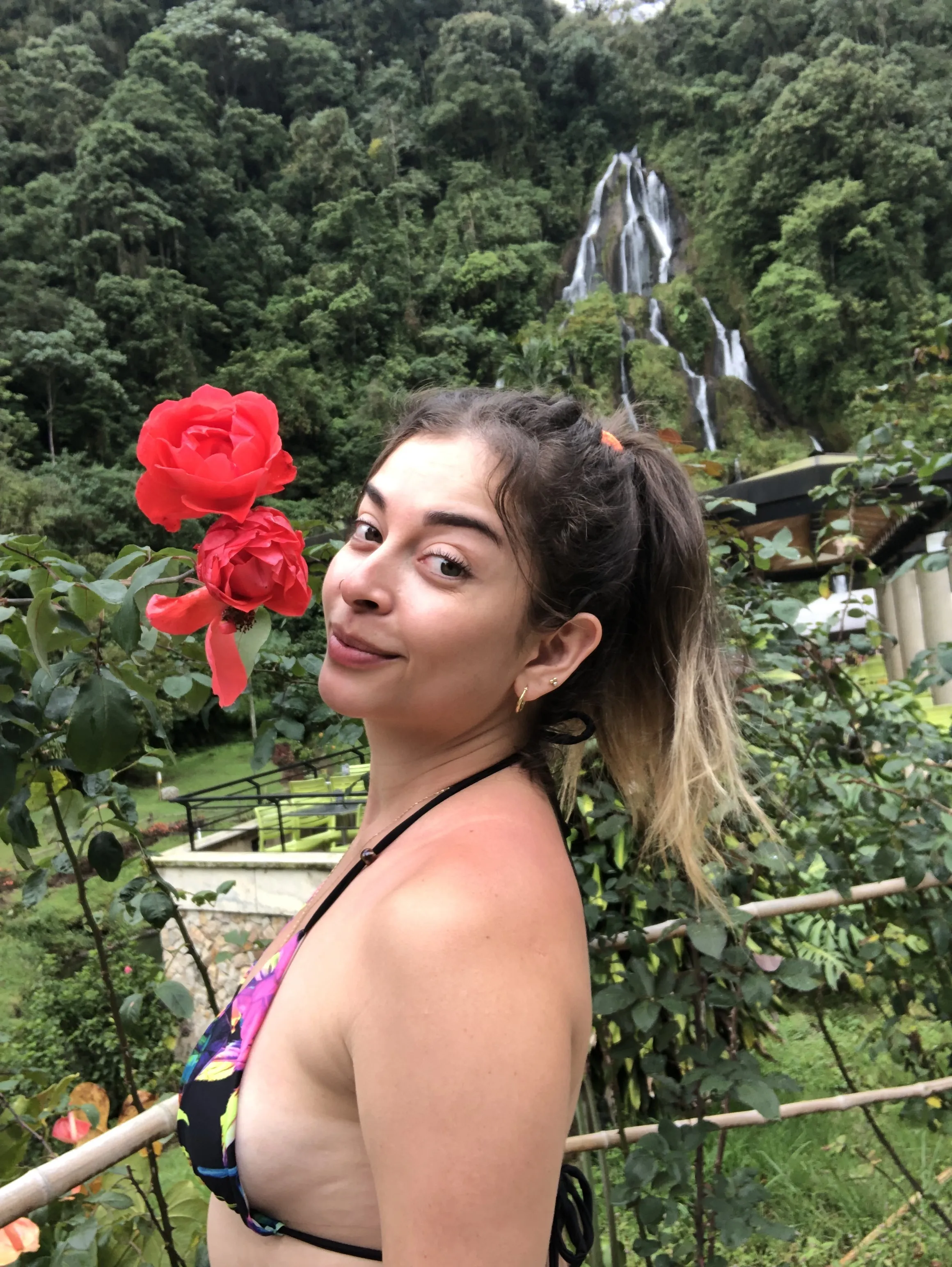 Live sex webcam photo for ChloeMackenziee #7913218