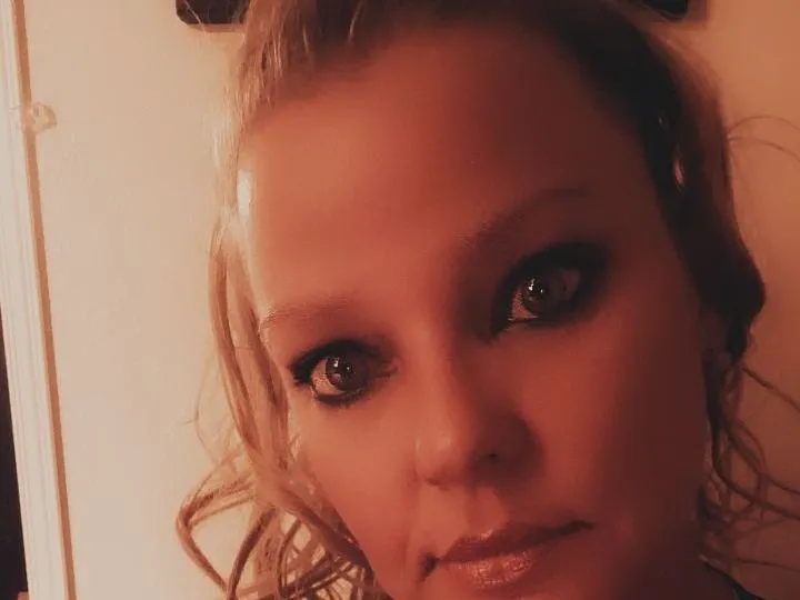 Live sex webcam photo for Aleese #4165807