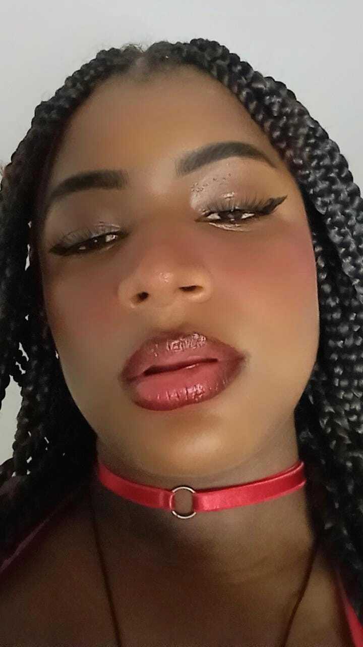 Live sex webcam photo for NikitaKm #7869556