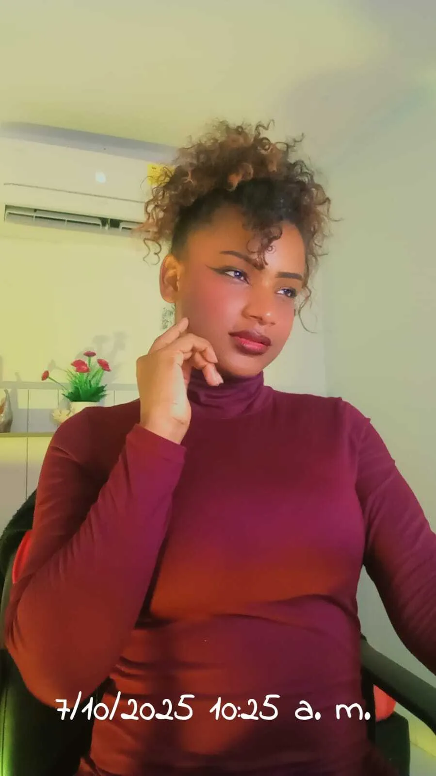 Live sex webcam photo for NikitaKm #7955245