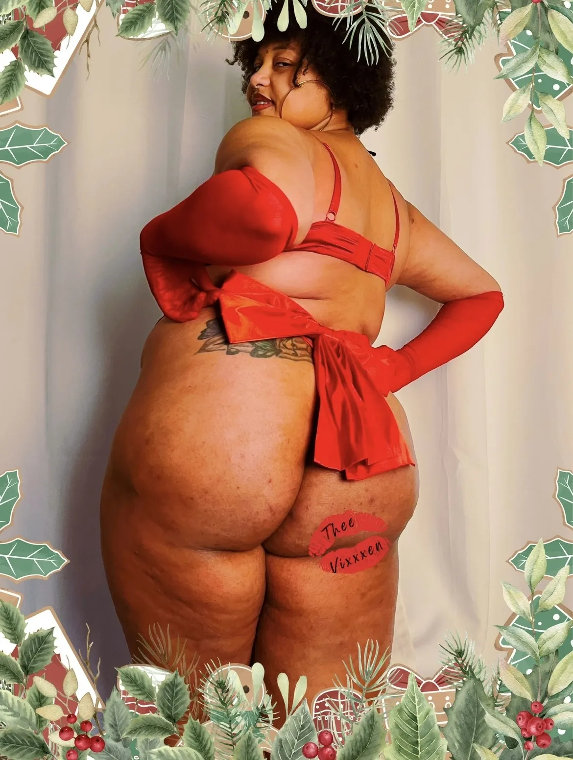 Live sex webcam photo for TheeVixxxen #7922244