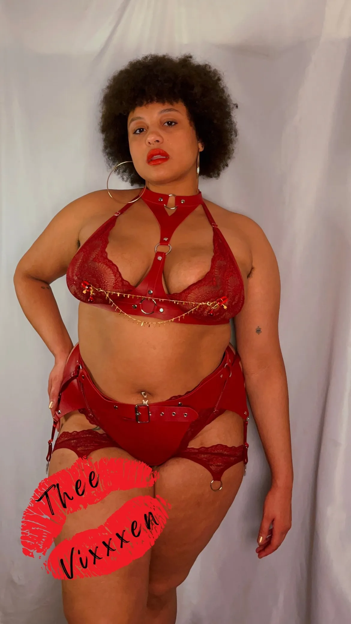 Live sex webcam photo for TheeVixxxen #7922222