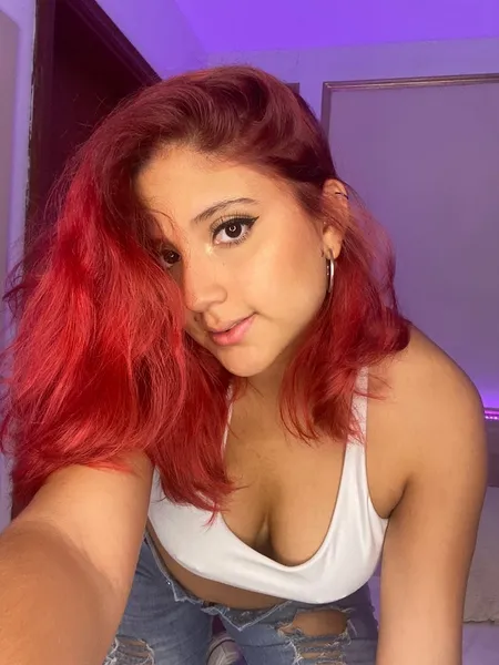 Live sex webcam photo for HaileyBunny48 #5309041