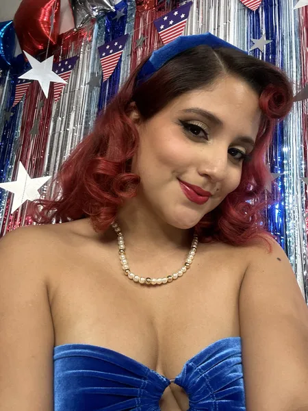 Live sex webcam photo for HaileyBunny48 #5442951