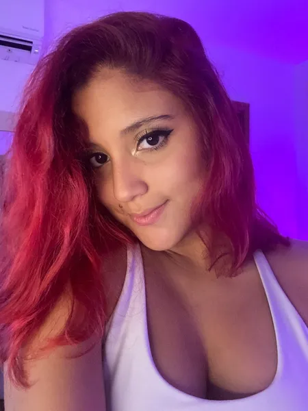 Live sex webcam photo for HaileyBunny48 #5309053