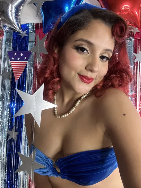 Live sex webcam photo for HaileyBunny48 #5442952