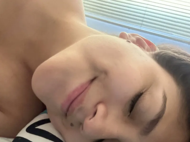 Live sex webcam photo for HaileyBunny48 #5442947