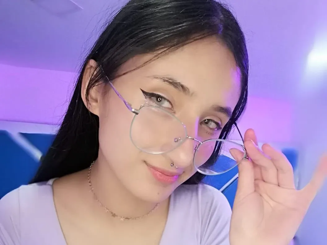 Live sex webcam photo for Paulove18 #4170629